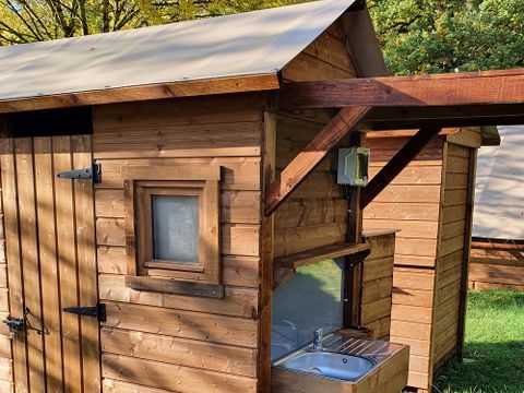 Tente en toile et en bois 4 personnes - Tente écolodge Standard 20m² - 2 chambres - terrasse couverte