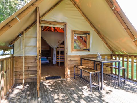 Tente en toile et en bois 4 personnes - Tente écolodge Standard 20m² - 2 chambres - terrasse couverte