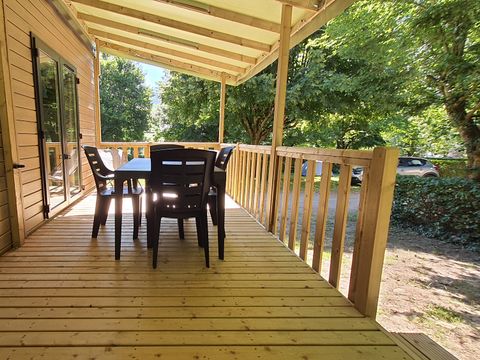 MOBILHOME 4 personnes - Premium 33m² - 2 chambres - terrasse couverte