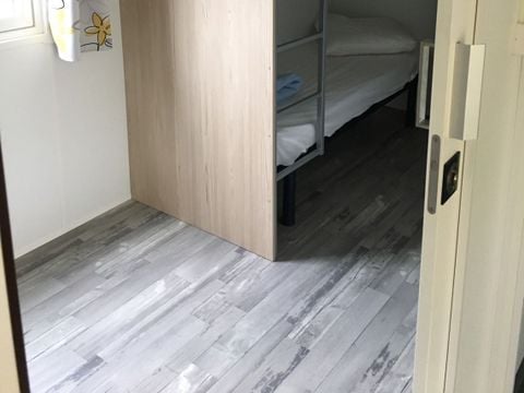 MOBILHOME 4 personnes - M.HOME PRIVILEGE PMR 2CH 33M2