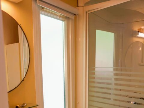 MOBILHOME 2 personnes - Bikini 1 chambre avec terrasse