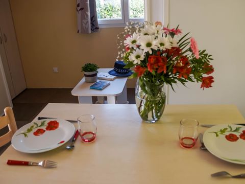 MOBILHOME 2 personnes - Bikini 1 chambre avec terrasse