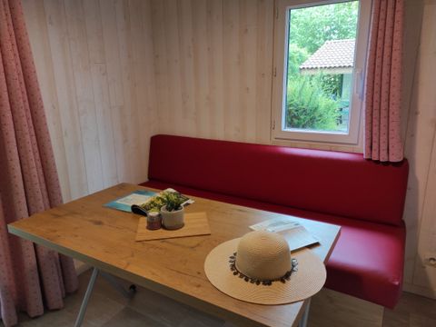 CHALET 4 personnes - NEW CHALET 17m² TV (1 chambre) 2 adultes 2 enfants -12ans 4 pers