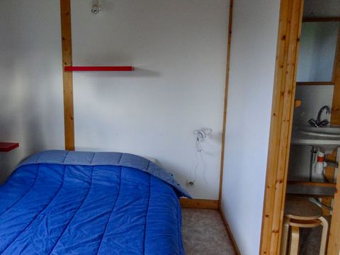 CHALET 4 personnes - NEW CHALET 17m² TV (1 chambre) 2 adultes 2 enfants -12ans 4 pers
