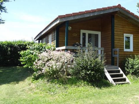 CHALET 4 personnes - NEW CHALET 17m² TV (1 chambre) 2 adultes 2 enfants -12ans 4 pers