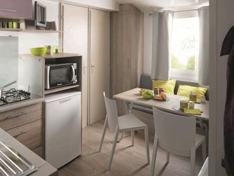 MOBILHOME 4 personnes - CONFORT 23 M² 2 chambres TV terrasse