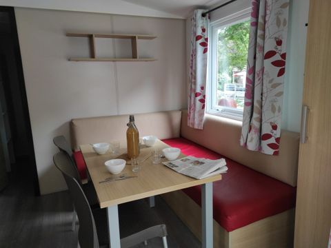 MOBILHOME 4 personnes - LOCATION MOBILHOME TI 26m² avec terrasse semi-couverte (2 chambres) 4 pers. CONFORT 4 pers