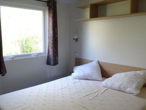 MOBILHOME 4 personnes - LOCATION MOBILHOME TI 26m² avec terrasse semi-couverte (2 chambres) 4 pers. CONFORT 4 pers