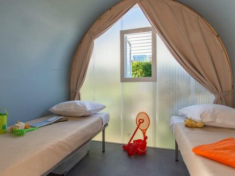 HÉBERGEMENT INSOLITE 4 personnes - COCO SWEET 16M² (2 chambres) SANS SDB 4 pers