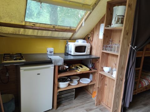 TENTE 7 personnes - LOCATION TENTE LODGE 24m² (3 chambres + mezzanine) 7 pers