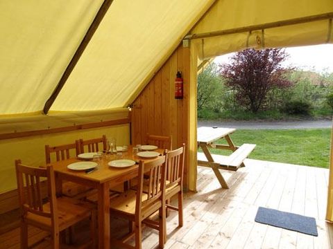 TENTE 7 personnes - LOCATION TENTE LODGE 24m² (3 chambres + mezzanine) 7 pers
