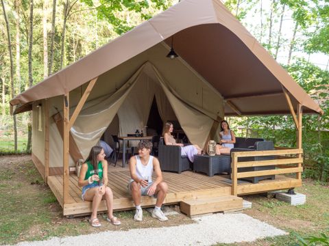 Tente en toile et en bois 4 personnes - WOOD LODGE - personnes supplémentaires possible en supplément, contacter le camping