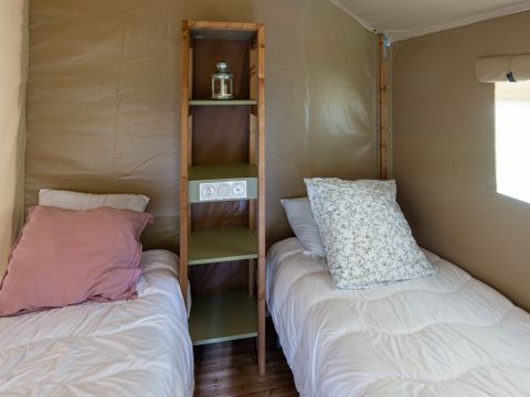 Tente en toile et en bois 4 personnes - WOOD LODGE - personnes supplémentaires possible en supplément, contacter le camping