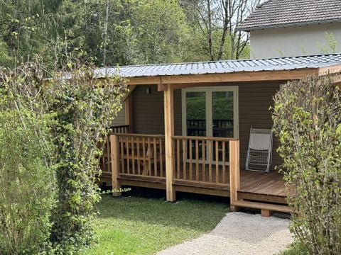 MOBILHOME 4 personnes - Mobil-home Chêne - 3 chambres - personnes supplémentaires possible en supplément, contacter le camping