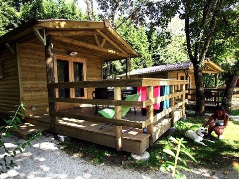 CHALET 4 personnes - Chalet Epicéa - 2 chambres - personnes supplémentaires possible en supplément, contacter le camping