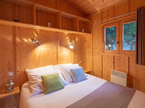 Chalet 4 personnes - Epicéa - 2 chambres - Personnes supplémentaires possible en supplément - Contacter le camping