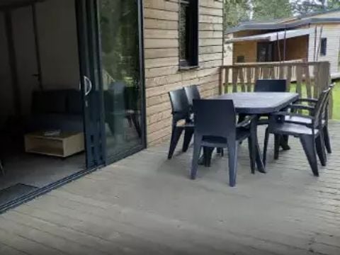 LODGE 6 personnes - Lodge Confort 4 Pièces 7 Personnes (6 adultes + 1 bébé)