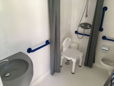 MOBILHOME 6 personnes - PMR - 2 CH + 1 CANAPÉ CONV - 4/6PERS
