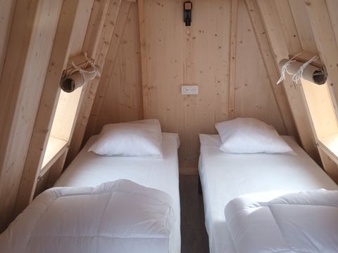 HÉBERGEMENT INSOLITE 2 personnes - Cabadienne