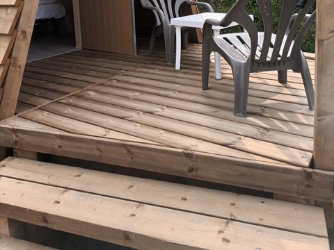 HÉBERGEMENT INSOLITE 2 personnes - Cabadienne