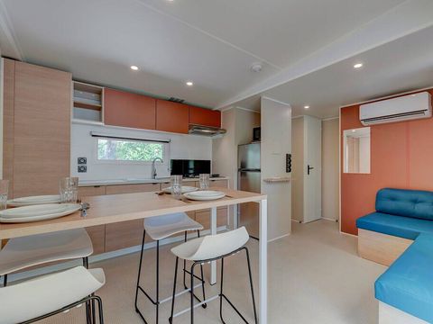 MOBILHOME 6 personnes - Comfort | 3 Ch. | 6 Pers. | Terrasse surélevée | Clim.