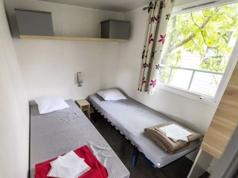MOBILHOME 4 personnes - Mobil-Home Confort 3 Pièces 4 Personnes Climatisé + TV