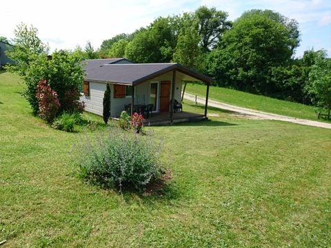 CHALET 4 personnes -  Chalet 24m² (2 chambres) avec terrasse couverte 4 pers