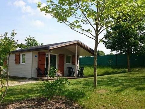 CHALET 4 personnes -  Chalet 24m² (2 chambres) avec terrasse couverte 4 pers