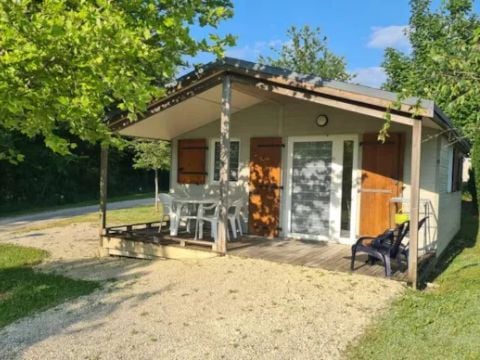 CHALET 4 personnes - Chalet 28m² (2 chambres) avec terrasse couverte 4 pers