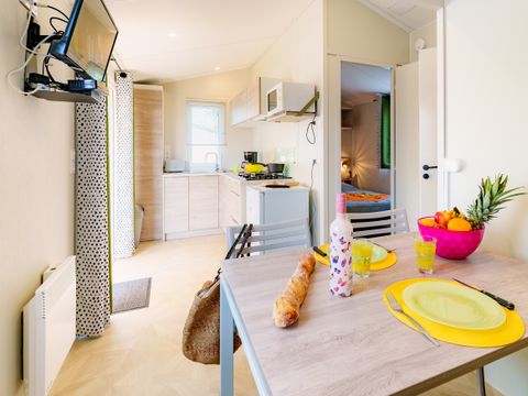 Mobilhome 2 personnes - Escale 20m² - 1 chambre - Télévision