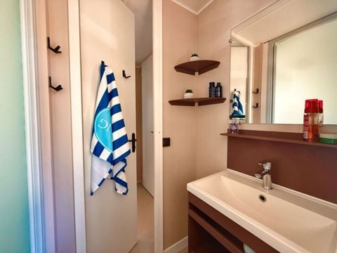 MOBILHOME 8 personnes - EDEN Resort - 4 chambres 2sdb 8 Pers