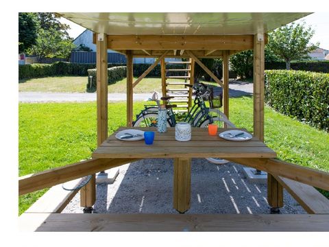 TENTE TOILE ET BOIS 2 personnes - Campétoile (sans sanitaires)