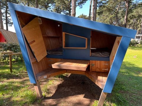 HÉBERGEMENT INSOLITE 2 personnes - Randoétapes - Structure bois  + électricité -