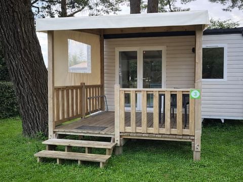 MOBILHOME 2 personnes - - 20m² - 1 chambre - terrasse couverte 9m² -