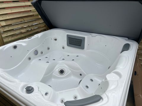 MOBILHOME 4 personnes - Mobil-home PREMIUM "SPA" 4 pers clim 2 ch