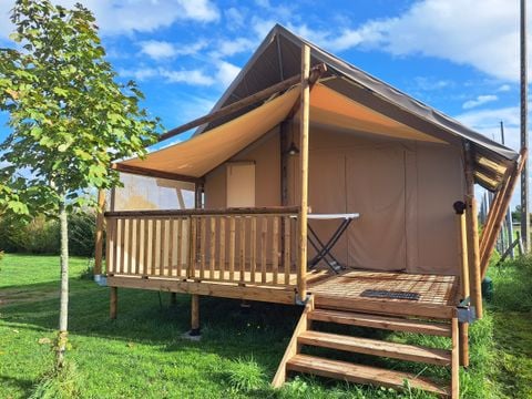 TENTE TOILE ET BOIS 4 personnes - Lodge Toilé Confort 25m² (2 chambres) - avec sanitaires - terrasse couverte