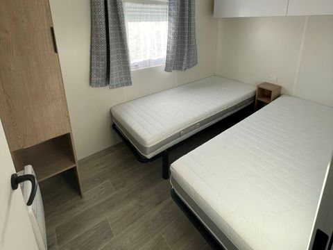 MOBILHOME 6 personnes - Confort 35M2 (3ch-6 pers) + terrasse couverte