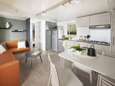 MOBILHOME 6 personnes - | Premium Exclusive | 3 Ch. | 6 Pers. | Terrasse surélevée | Clim. | TV