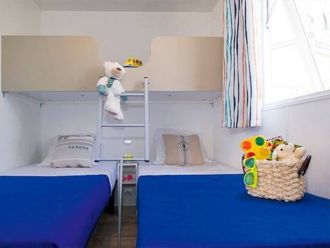 MOBILHOME 6 personnes - Classic | 2 Ch. | 4/6 Pers. | Terrasse surélevée MOBILHOME 6 personnes - Classic | 2 Ch. | 4/6 Pers. | Terrasse surélevée