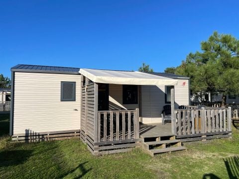 MOBILHOME 4 personnes - Comfort | 2 Ch. | 4 Pers. | Terrasse surélevée | Clim. MOBILHOME 4 personnes - Comfort | 2 Ch. | 4 Pers. | Terrasse surélevée | Clim.
