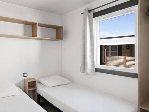 MOBILHOME 4 personnes - Comfort | 2 Ch. | 4 Pers. | Terrasse surélevée | Clim. MOBILHOME 4 personnes - Comfort | 2 Ch. | 4 Pers. | Terrasse surélevée | Clim.