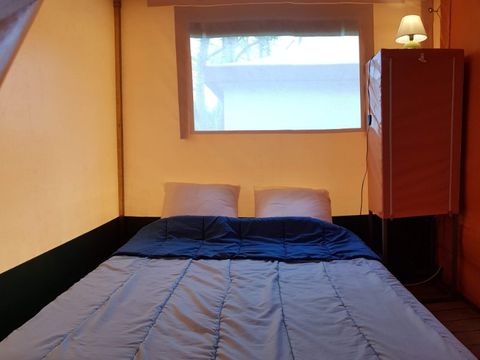 Bungalow toilé 5 personnes - SIRIUS - sans sanitaires 20 m²