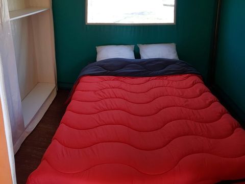 Bungalow toilé 4 personnes - KIWI - sans sanitaires 25 m²
