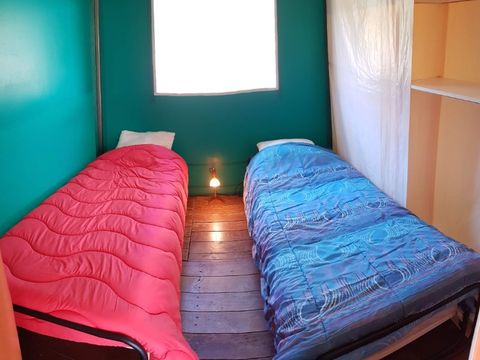 Bungalow toilé 4 personnes - KIWI - sans sanitaires 25 m²