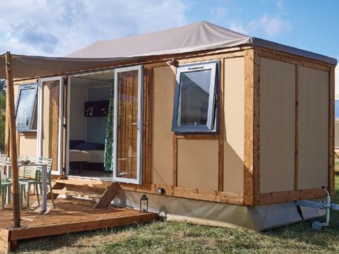 Bungalow toilé 4 personnes - MOBILODGE - sans Sanitaires 15 m²