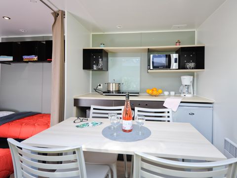 Bungalow toilé 4 personnes - MOBILODGE - sans Sanitaires 15 m²