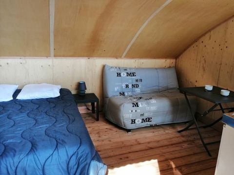 Insolite 4 personnes - BATHÔ CATAMARAN CABANÉ 11 m²