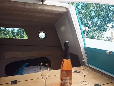 Insolite 4 personnes - BATHÔ VOILIER 10 m²