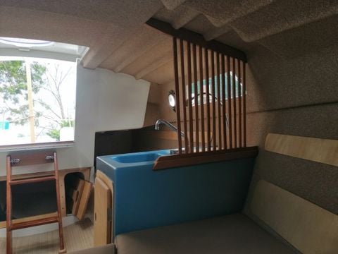 Insolite 4 personnes - BATHÔ VOILIER 10 m²