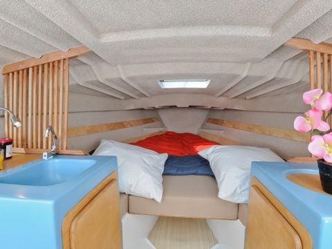 Insolite 4 personnes - BATHÔ VOILIER 10 m²